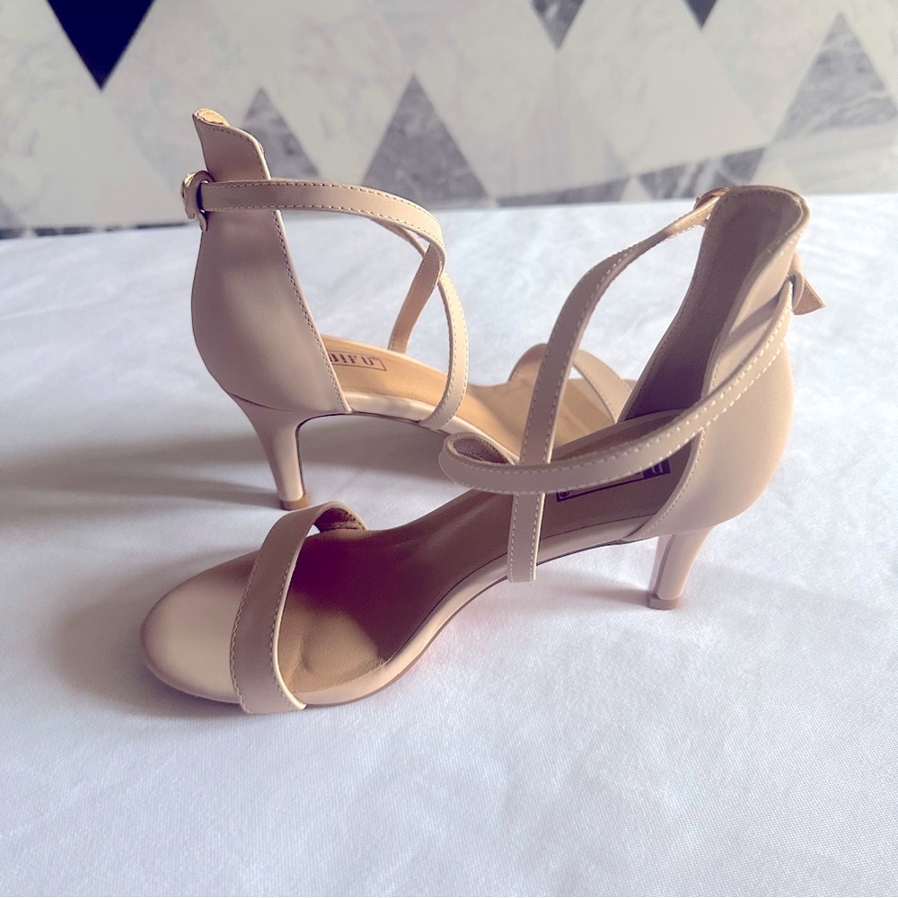Didifu women ankle straps ivory heeled shoes size 7